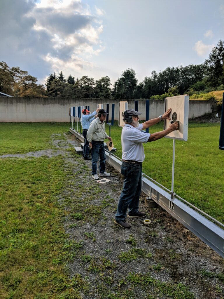 Setting up targets for pistol bullseye